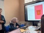Mahasiswa KKN-T UNDIP Lakukan Edukasi Kesadaran Lewat Poster dan Video di TPST Universitas Diponegoro