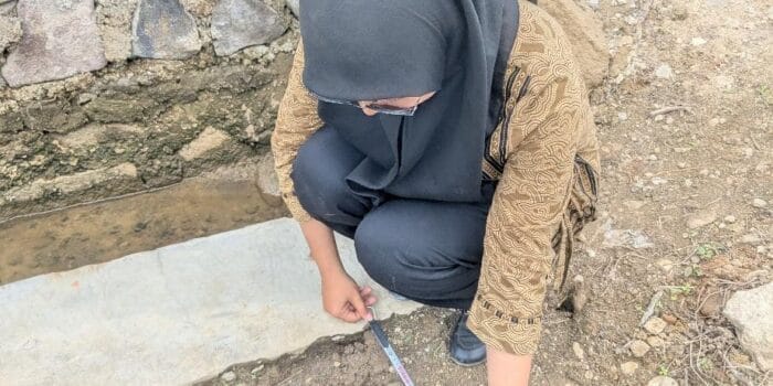 Mahasiswa KKN Undip Lakukan Analisis dan Survei Lokasi dalam Program Percepatan Kelompok Wanita Tani (KWT) Desa Kedungwinong Mahasiswa KKN Undip Lakukan Analisis dan Survei Lokasi dalam Program Percepatan Kelompok Wanita Tani (KWT) Desa Kedungwinong
