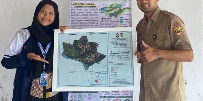 Mahasiswa KKN Undip Wujudkan Peta Persil Bangunan RW 3 Desa Jangglengan Mahasiswa KKN Undip Wujudkan Peta Persil Bangunan RW 3 Desa Jangglengan