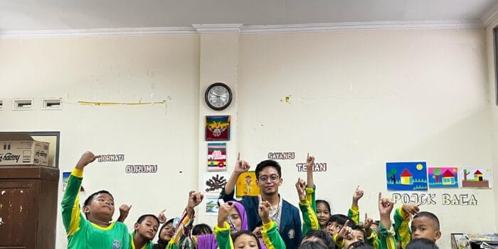 Tingkatkan Kesadaran Kesehatan Gigi dan Mulut, Mahasiswa KKN UNDIP Gelar Edukasi di SDN Kepatihan Wetan, Surakarta MONO 1