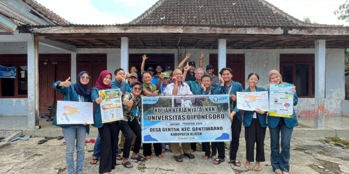 Terapkan EcoKompos, Mahasiswa KKN Undip Lakukan Optimalisasi Pengelolaan Sampah Berbasis Kompos untuk Keberlanjutan Desa Gentan Terapkan EcoKompos, Mahasiswa KKN Undip Lakukan Optimalisasi Pengelolaan Sampah Berbasis Kompos untuk Keberlanjutan Desa Gentan