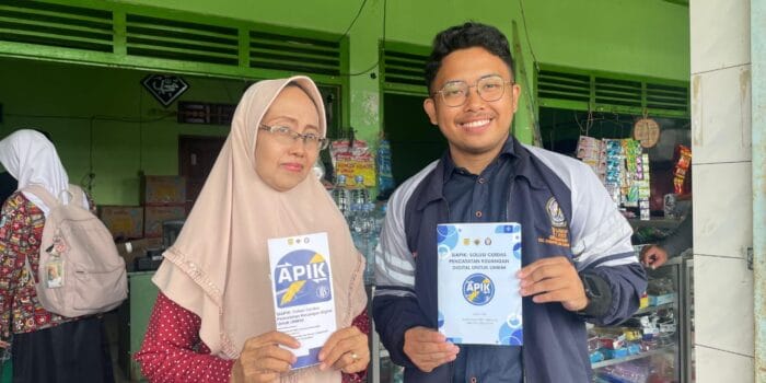 Mahasiswa KKN UNDIP Kenalkan SIAPIK: Solusi Cerdas Pencatatan Keuangan Digital Untuk UMKM Mahasiswa KKN UNDIP Kenalkan SIAPIK: Solusi Cerdas Pencatatan Keuangan Digital Untuk UMKM