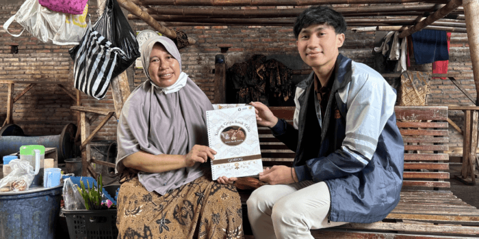 Dorong Pemasaran Digital, Mahasiswa KKN UNDIP Hadirkan Katalog Produk untuk Griya Batik Talita Dorong Pemasaran Digital, Mahasiswa KKN UNDIP Hadirkan Katalog Produk untuk Griya Batik Talita