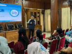Inovatif! Mahasiswa KKN UNDIP Perkenalkan Spray Anti Nyamuk Ramah Lingkungan dari Bahan Rumah Tangga di Kelurahan Gandekan, Surakarta