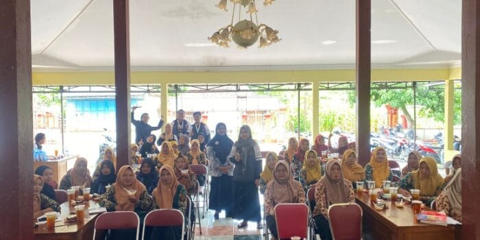 Wujudkan Generasi Tanpa Stunting, Mahasiswa KKN UNDIP Berdayakan Kader Desa Panekan terkait Pemberian Makanan Tambahan (PMT) Balita