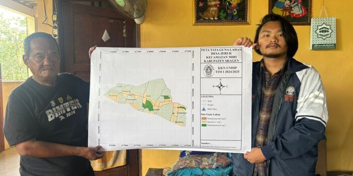 Optimalisasi Pemanfaatan Sumber Daya, Mahasiswa KKN UNDIP Hadirkan Visualisasi Potensi Tata Guna Lahan di Desa Jeruk Optimalisasi Pemanfaatan Sumber Daya, Mahasiswa KKN UNDIP Hadirkan Visualisasi Potensi Tata Guna Lahan di Desa Jeruk