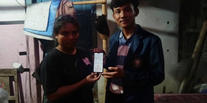 Cerdaskan Pelaku Usaha, Mahasiswa KKN UNDIP Berikan Pendampingan Pembuatan Nomor Induk Berusaha (NIB) di Desa Gentan Cerdaskan Pelaku Usaha, Mahasiswa KKN UNDIP Berikan Pendampingan Pembuatan Nomor Induk Berusaha (NIB) di Desa Gentan