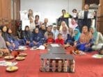 Mahasiswa KKN Undip Edukasi Pemanfaatan Sampah Plastik Menjadi Ecobrick dan Pendaftaran Usaha pada Google Maps Di Desa Delangan, Sukoharjo
