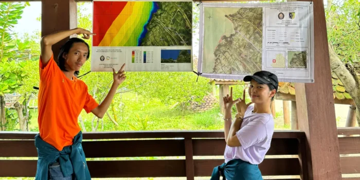 Atasi Abrasi, Mahasiswa KKN UNDIP Petakan Arus dan Gelombang di Pantai Glagah Wangi Atasi Abrasi, Mahasiswa KKN UNDIP Petakan Arus dan Gelombang di Pantai Glagah Wangi