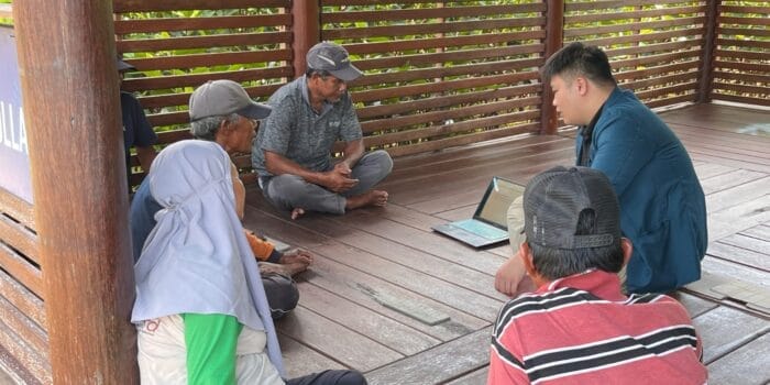 Mahasiswa KKN UNDIP Gelar Edukasi Pertolongan Pertama di Pantai ISTAMBUL, Demak Mahasiswa KKN UNDIP Gelar Edukasi Pertolongan Pertama di Pantai ISTAMBUL, Demak