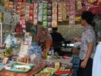 Mahasiswa KKN Tematik UNDIP Bantu Para Pemilik Kantin FISIP Membuat Akun SiHalal dalam Program Sertifikasi Halal
