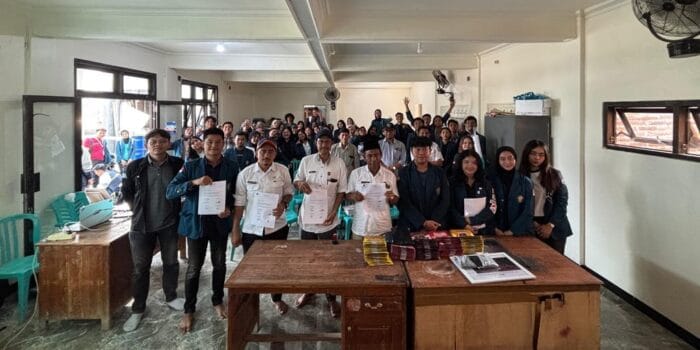 Koperasi Merah Putih Bonang Jadi Pilot Project Pertama se-Jawa Tengah, Tim KKN UNDIP Siapkan 21 Usaha dan Sistem Digital Terintegrasi Koperasi Merah Putih Bonang Jadi Pilot Project Pertama se-Jawa Tengah, Tim KKN UNDIP Siapkan 21 Usaha dan Sistem Digital Terintegrasi