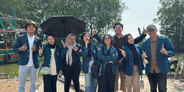 Mahasiswa KKN Tematik Universitas Diponegoro Berdayakan Ekonomi Pesisir Lewat Produk Perikanan di Bonang, Demak Mahasiswa KKN Tematik Universitas Diponegoro Berdayakan Ekonomi Pesisir Lewat Produk Perikanan di Bonang, Demak