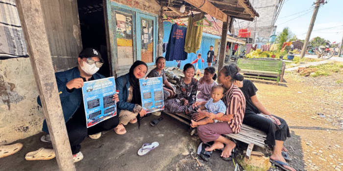 Mahasiswa KKN-Tematik Undip Tim 18 Target 2 Dorong Kesadaran Siaga Bencana di Kampung Pesisir Demak dengan Program “Ayo Siaga Bencana di Kampung Pesisir Kita” Mahasiswa KKN-Tematik Undip Tim 18 Target 2 Dorong Kesadaran Siaga Bencana di Kampung Pesisir Demak dengan Program “Ayo Siaga Bencana di Kampung Pesisir Kita”