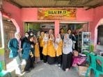 Tingkatkan Literasi Gizi, Mahasiswa KKN-T Undip Edukasi Keluarga Lewat Posyandu RW 04 A group of women standing in front of a store Description automatically generated