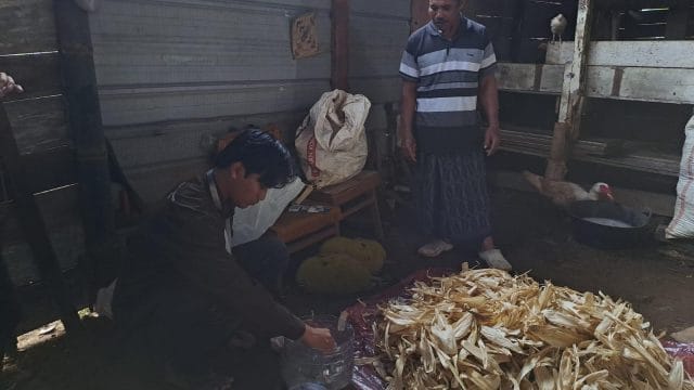 C:\Users\my pc\AppData\Local\Packages\5319275A.WhatsAppDesktop_cv1g1gvanyjgm\TempState\5F7C755FD883D5C3C343D9B06CA9DB05\WhatsApp Image 2025-07-28 at 18.47.24_26705d38.jpg