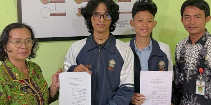KKN-T Tim 124 UNDIP Dorong Kesadaran Gizi Lewat Gerakan Sadar Garam Beryodium melalui Instrumen Hukum di Kelurahan Meteseh KKN-T Tim 124 UNDIP Dorong Kesadaran Gizi Lewat Gerakan Sadar Garam Beryodium melalui Instrumen Hukum di Kelurahan Meteseh