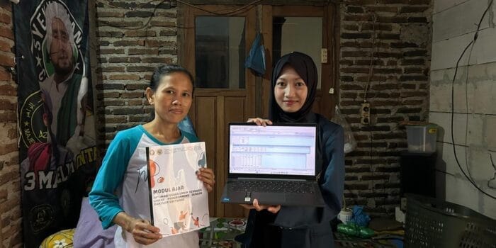 Optimalkan Gula Arenmu! Mahasiswa UNDIP Bekali Ibu Mujakiyah dengan Rahasia Cerdas Bisnis Lewat Linear Programming