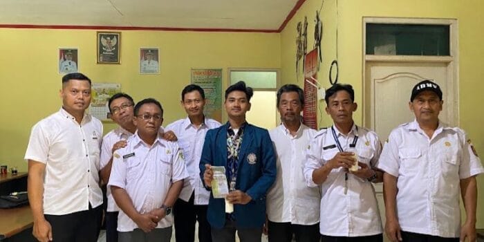 Mahasiswa KKN Undip Lakukan Pendampingan Pengolahan Susu Kambing Pasteurisasi di Desa Getas Mahasiswa KKN Undip Lakukan Pendampingan Pengolahan Susu Kambing Pasteurisasi di Desa Getas