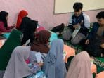 Cerdas Kelola Uang Jajan, Mahasiswa KKN Undip Edukasi Anak-Anak Mengenai Keuangan di TPA Shobirin Cerdas Kelola Uang Jajan, Mahasiswa KKN Undip Edukasi Anak-Anak Mengenai Keuangan di TPA Shobirin