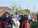Mahasiswa Tim 122 KKN-T Universitas Diponegoro Gelar Acara Jalan Sehat dan Bazar Baju Murah Bersama Warga Desa Tugu Demak