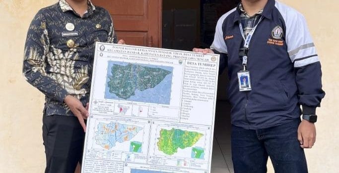 Tingkatkan Kesadaran Masyarakat Terhadap Lingkungan, Mahasiswa KKN UNDIP Lakukan Pemetaan Tata Guna Lahan, Kerawanan Tanah Longsor, dan Kualitas Air Tanah Tingkatkan Kesadaran Masyarakat Terhadap Lingkungan, Mahasiswa KKN UNDIP Lakukan Pemetaan Tata Guna Lahan, Kerawanan Tanah Longsor, dan Kualitas Air Tanah