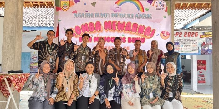 Lomba Mewarnai dan Mengulas Buku