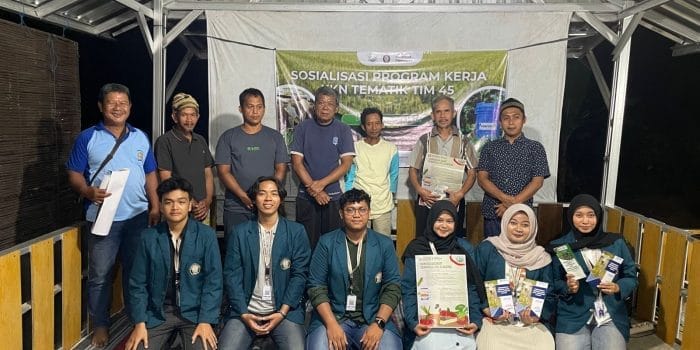 Sosialisasi Pemanfaatan Limbah Peternakan dan Rumah Tangga Menjadi Pupuk Kompos WhatsApp Image 2025-08-05 at 12.34.00