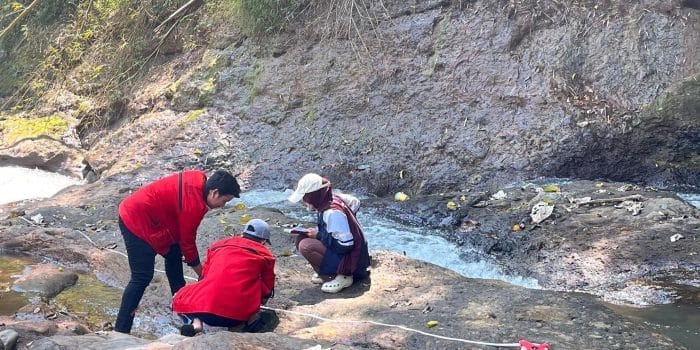 Mahasiswa KKN-T IDBU 67 UNDIP Susun Masterplan untuk Pengembangan Wisata Pemandian Air Panas Tirta Assyifa di Desa Sangubanyu, Kabupaten Batang WhatsApp Image 2025-08-11 at 11.48.54