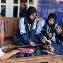 C:\Users\ThinkPad\AppData\Local\Packages\5319275A.WhatsAppDesktop_cv1g1gvanyjgm\TempState\5124EC804C4633AD5E127F3F9543BC10\WhatsApp Image 2025-08-18 at 14.52.13_ff8eab01.jpg