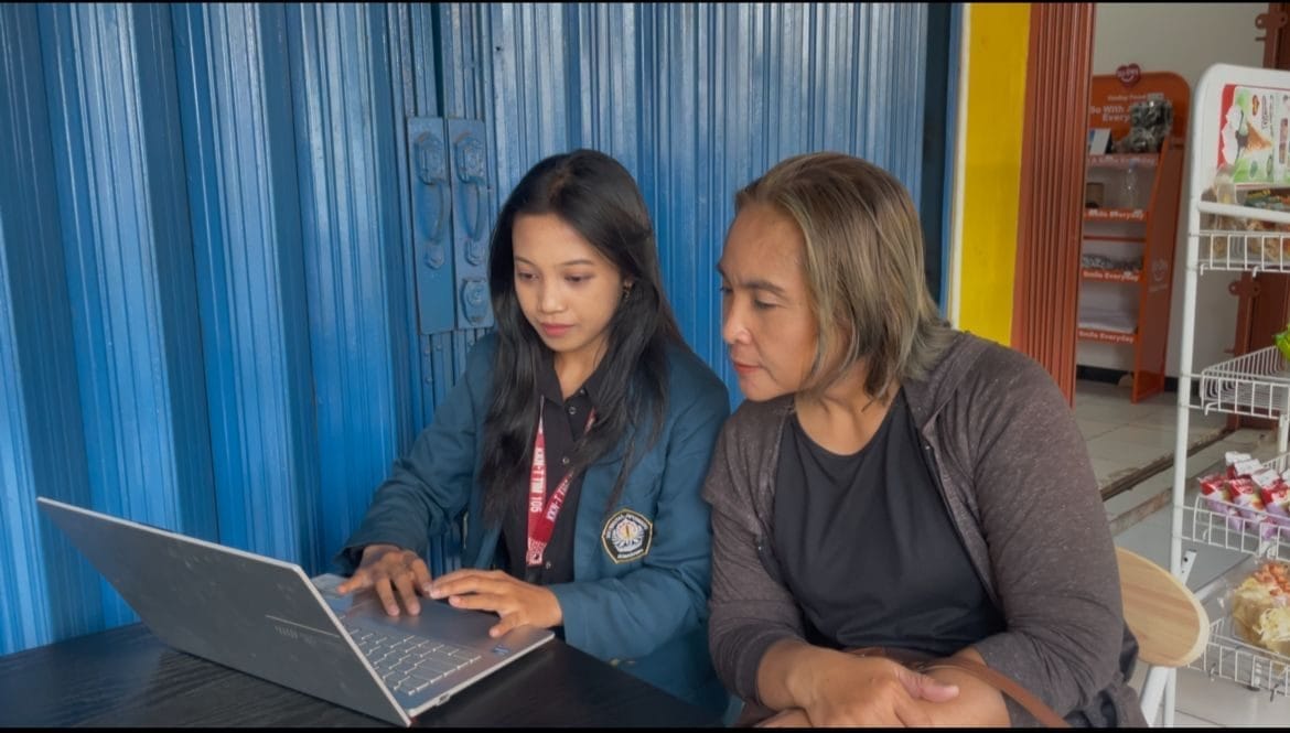 Mahasiswa KKNT Universitas Diponegoro Dorong UMKM Teh Champion Tingkatkan Laba Lewat Digitalisasi HPP