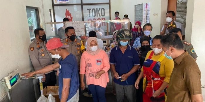 Geger! Warga Salatiga Diserbu Dokter Spesialis, Ada Apa dengan Kesehatan Mereka?! Geger! Warga Salatiga Diserbu Dokter Spesialis, Ada Apa dengan Kesehatan Mereka?!