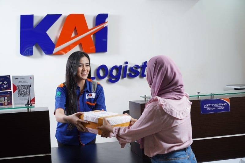 KAI Logistik Perkuat Jaringan Layanan di Madura Raya: Hadirkan Akses Lebih Cepat, Dekat, dan Terjangkau KAI Logistik Perkuat Jaringan Layanan di Madura Raya: Hadirkan Akses Lebih Cepat, Dekat, dan Terjangkau - JatengOnline.Com