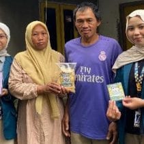 Mahasiswa KKN-T FEB UNDIP Mendukung UMKM “Bismill Jaya 786” Naik Kelas Lewat Peningkatan Visual Produk dan Pemanfaatan Platform Digital di Desa Kembanglangit, Kecamatan Blado, Kabupaten Batang