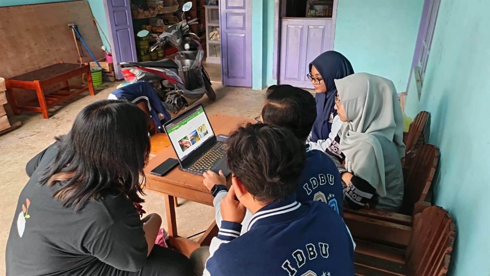 Mahasiswa KKN Undip Tim 89 Luncurkan Website sebagai Optimalisasi Informasi dan Promosi Potensi Desa Kembanglangit Mahasiswa KKN Undip Tim 89 Luncurkan Website sebagai Optimalisasi Informasi dan Promosi Potensi Desa Kembanglangit