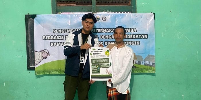 Mahasiswa KKN UNDIP Berdayakan Peternak Lewat Edukasi Penanggulangan Penyakit serta Pelatihan Obat Tradisional, Gunakan Studi Kasus Daun Jambu Biji dan Oralit pasted-movie.heic