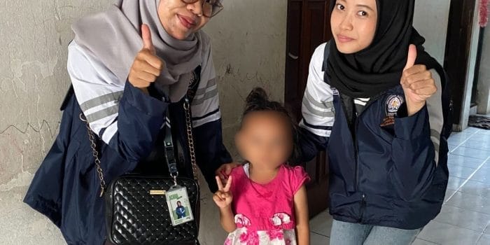 Visitasi Door to Door sebagai Wujud Pendekatan Tim 110 KKN-T UNDIP Terhadap Anak  Stunting di Kelurahan Pudakpayung