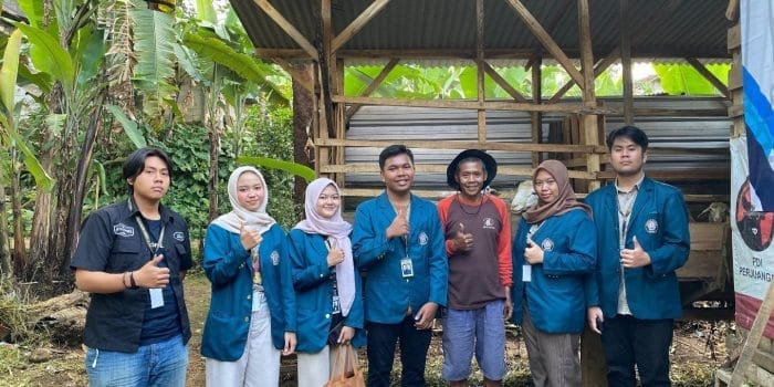 Mahasiswa KKN-T Undip Gelar Pendataan Peternakan Kambing dan Domba di Dukuh Bringin untuk Mengetahui Kondisi Peternakan Mahasiswa KKN-T Undip Gelar Pendataan Peternakan Kambing dan Domba di Dukuh Bringin untuk Mengetahui Kondisi Peternakan