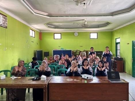 UMKM Betahwalang Siap Naik Kelas! Tim KKN-T 95 UNDIP Kenalkan Kemasan Eco Friendly dan Pemasaran Digital Lewat Shopee