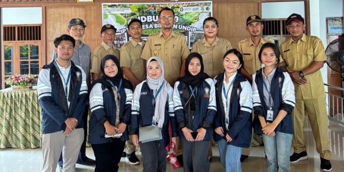 Dukung Penerapan IPTEK Desa Binaan UNDIP di Desa Plumbon Sukoharjo, Mahasiswa Susun Pedoman dan Draft Perdes Pelestarian Daerah Aliran Sungai dan Tata Kelola Air Dukung Penerapan IPTEK Desa Binaan UNDIP di Desa Plumbon Sukoharjo, Mahasiswa Susun Pedoman dan Draft Perdes Pelestarian Daerah Aliran Sungai dan Tata Kelola Air