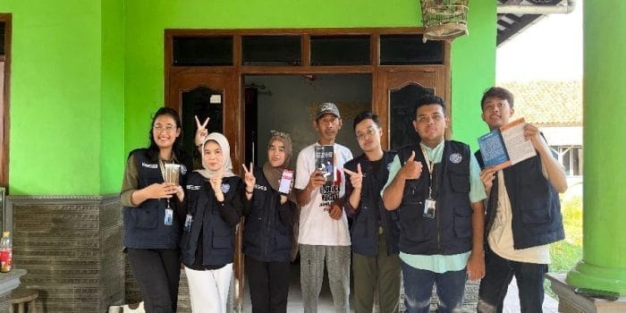 Mahasiswa KKN UNDIP Ajarkan Warga Suradadi Tegal Buat Pakan Ikan Fermentasi, Tekan Biaya Produksi Budidaya