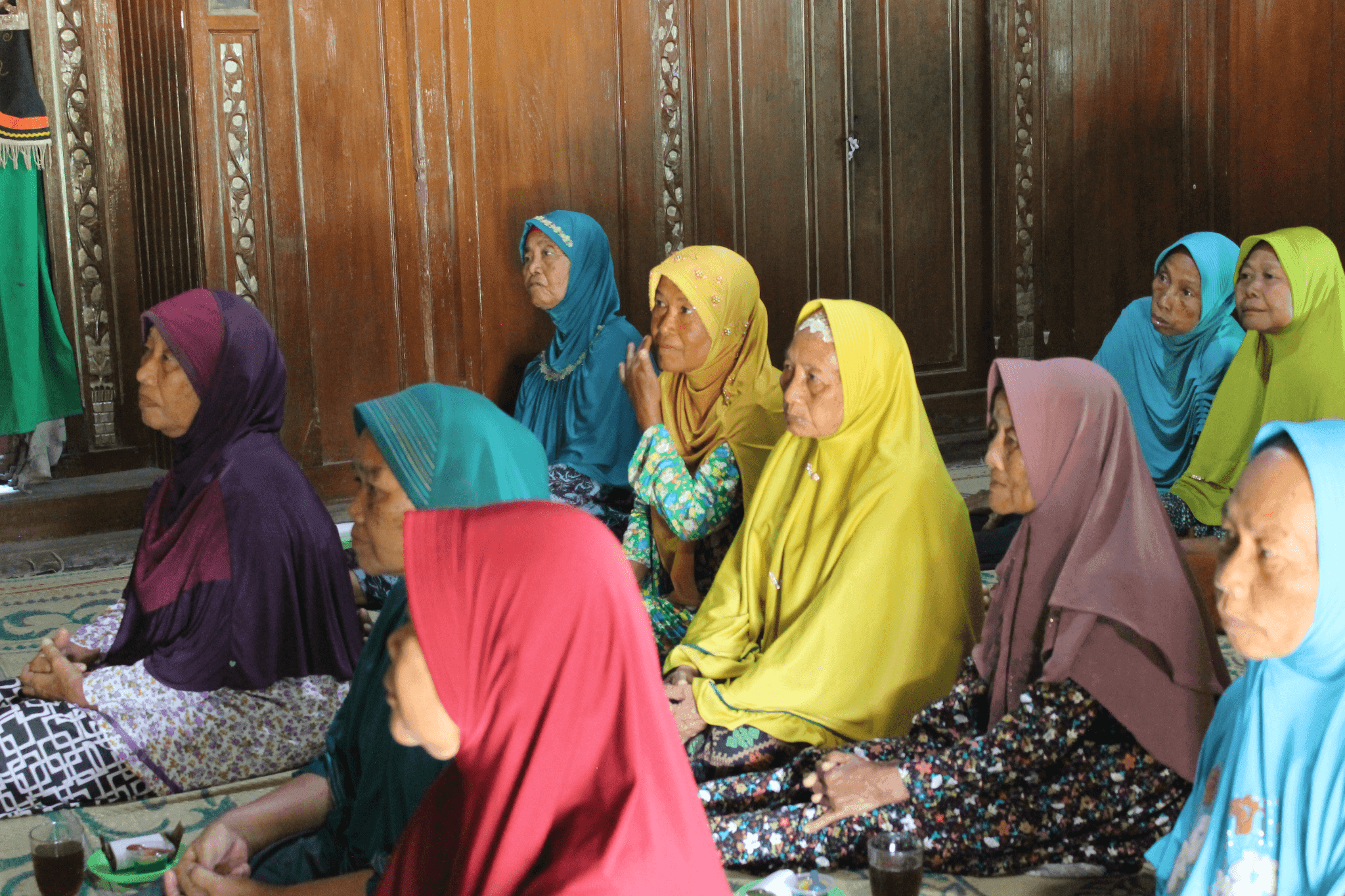 Jaga Kebersihan Lingkungan untuk Desa yang Sehat! Mahasiswa KKN Undip Berikan Sosialisasi tentang Kesehatan Lansia dari Lingkungan yang Bersih pada Posyandu Lansia di Desa Plumbon Jaga Kebersihan Lingkungan untuk Desa yang Sehat! Mahasiswa KKN Undip Berikan Sosialisasi tentang Kesehatan Lansia dari Lingkungan yang Bersih pada Posyandu Lansia di Desa Plumbon