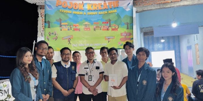 Mahasiswa KKN UNDIP Gelar Sosialisasi Struktur Organisasi Paguyuban UMKM RW 03 Penggaron Kidul Mahasiswa KKN UNDIP Gelar Sosialisasi Struktur Organisasi Paguyuban UMKM RW 03 Penggaron Kidul