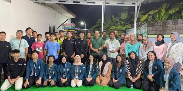 Ciptakan Kemerdekaan Finansial, Mahasiswa KKN UNDIP Beri Panduan Pengelolaan Keuangan Remaja menggunakan Strategi Skala Prioritas Ciptakan Kemerdekaan Finansial, Mahasiswa KKN UNDIP Beri Panduan Pengelolaan Keuangan Remaja menggunakan Strategi Skala Prioritas