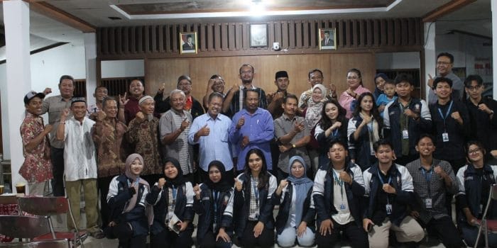Mahasiswa KKN-T 29 IDBU UNDIP Gelar Edukasi dengan Warga Desa Tentang Prinsip-Prinsip Pengelolaan DAS di Desa Plumbon Sukoharjo