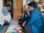 Mahasiswa KKN UNDIP Gelar Edukasi Penerapan SOP (Standar Operasional Prosedur) dalam Menghitung Keuntungan bagi Para Umkm di Desa Pedurungan Kidul Mahasiswa KKN UNDIP Gelar Edukasi Penerapan SOP (Standar Operasional Prosedur) dalam Menghitung Keuntungan bagi Para Umkm di Desa Pedurungan Kidul