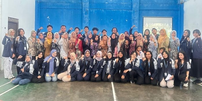 Tingkatkan Ekonomi Lokal Gunung Tumpeng, Mahasiswa KKN-T 103 Undip Gelar Sosialisasi dan Pelatihan Peningkatan Marketplace dan Konten