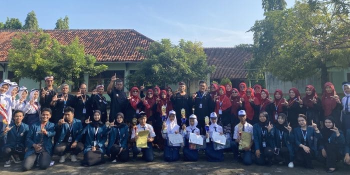 Kembangkan Budaya Literasi, KKN UNDIP Berkolaborasi dengan Perpustakaan Nasional Gelar Lomba Menulis Cerita Berbasis Buku Bacaan di SMPN 1 Penawangan Kembangkan Budaya Literasi, KKN UNDIP Berkolaborasi dengan Perpustakaan Nasional Gelar Lomba Menulis Cerita Berbasis Buku Bacaan di SMPN 1 Penawangan
