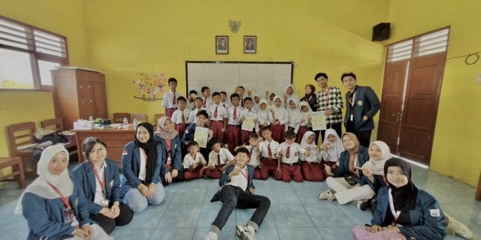 Mahasiswa KKN-T IDBU 94 UNDIP Gelar Penyuluhan Anti-Perundungan di SDN Pungsari 2 Sragen Mahasiswa KKN-T IDBU 94 UNDIP Gelar Penyuluhan Anti-Perundungan di SDN Pungsari 2 Sragen