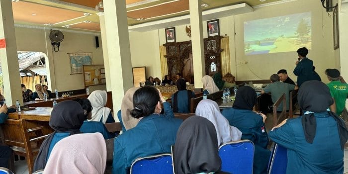 Kembangkan Potensi Lokal Berbasis Teknologi, Mahasiswa KKN IDBU 84 Undip Hadirkan Masterplan dan Webgis di Desa Wisata Tegalsambi Kembangkan Potensi Lokal Berbasis Teknologi, Mahasiswa KKN IDBU 84 Undip Hadirkan Masterplan dan Webgis di Desa Wisata Tegalsambi
